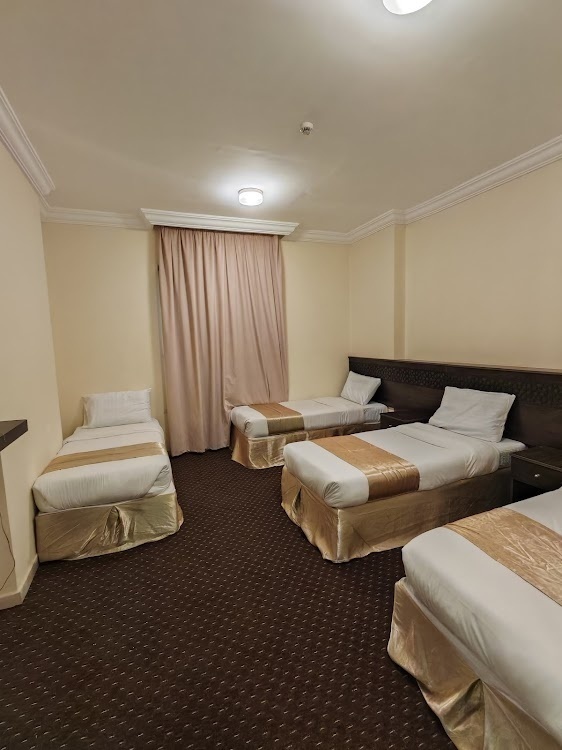 Shumokh Al Shoala Hotel